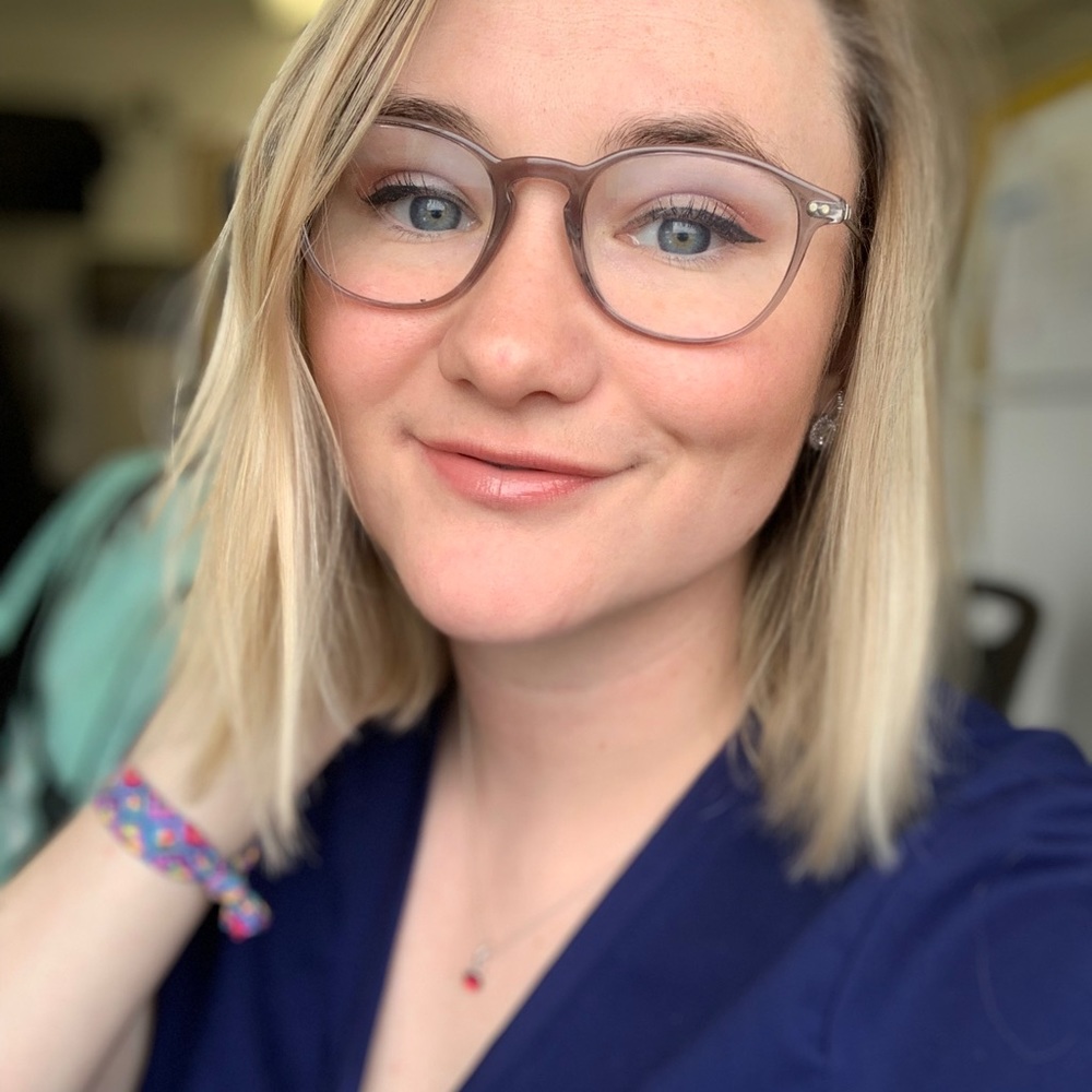 Meet your Posher, Alyssa